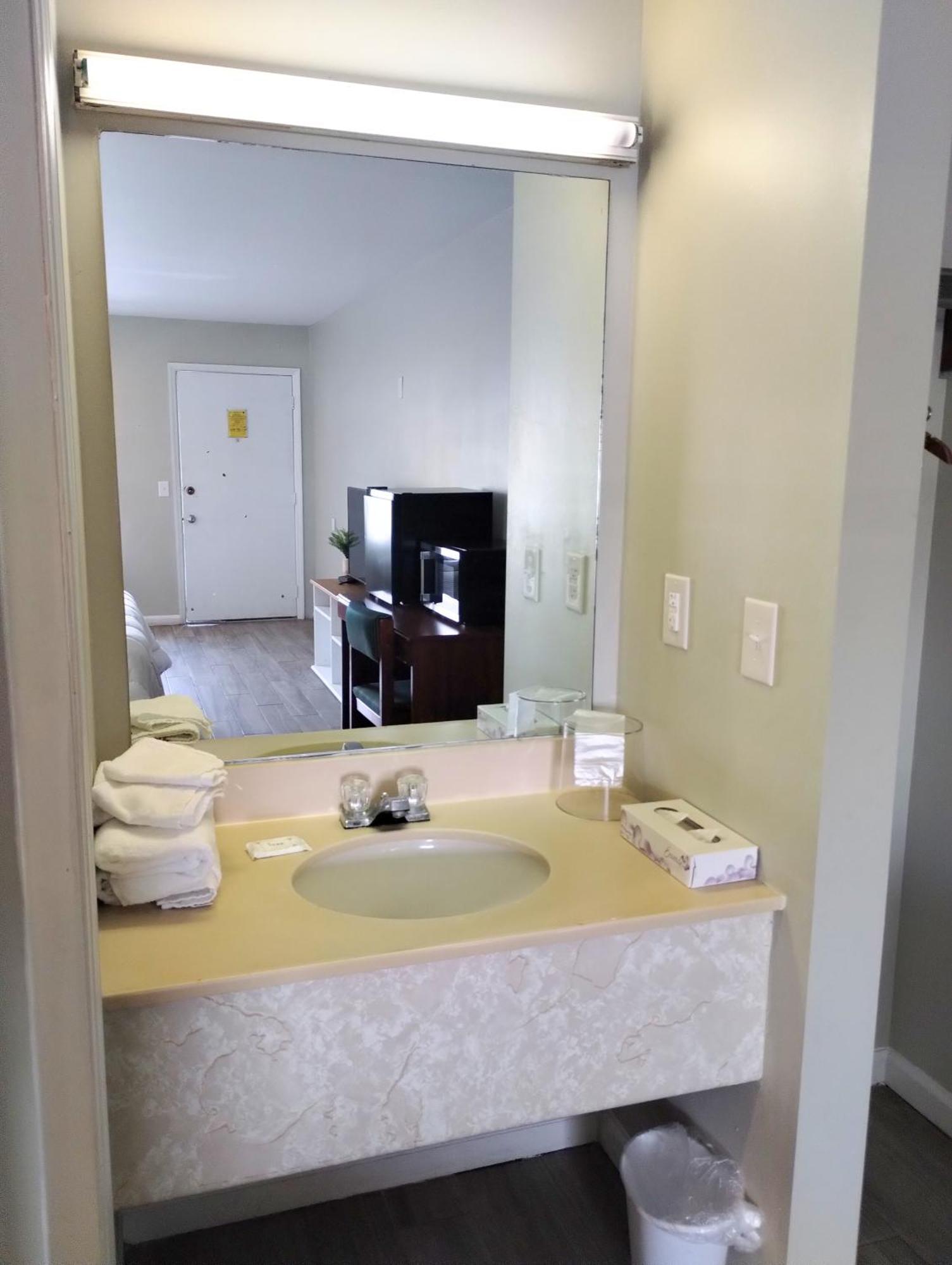 Gateway Inn Lake City Ngoại thất bức ảnh